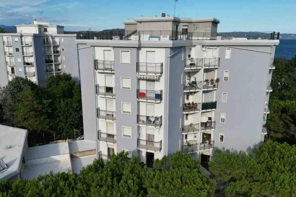 Appartamento Luxury Vista Mare Per 6 Persone A Marina Julia Buitenkant foto