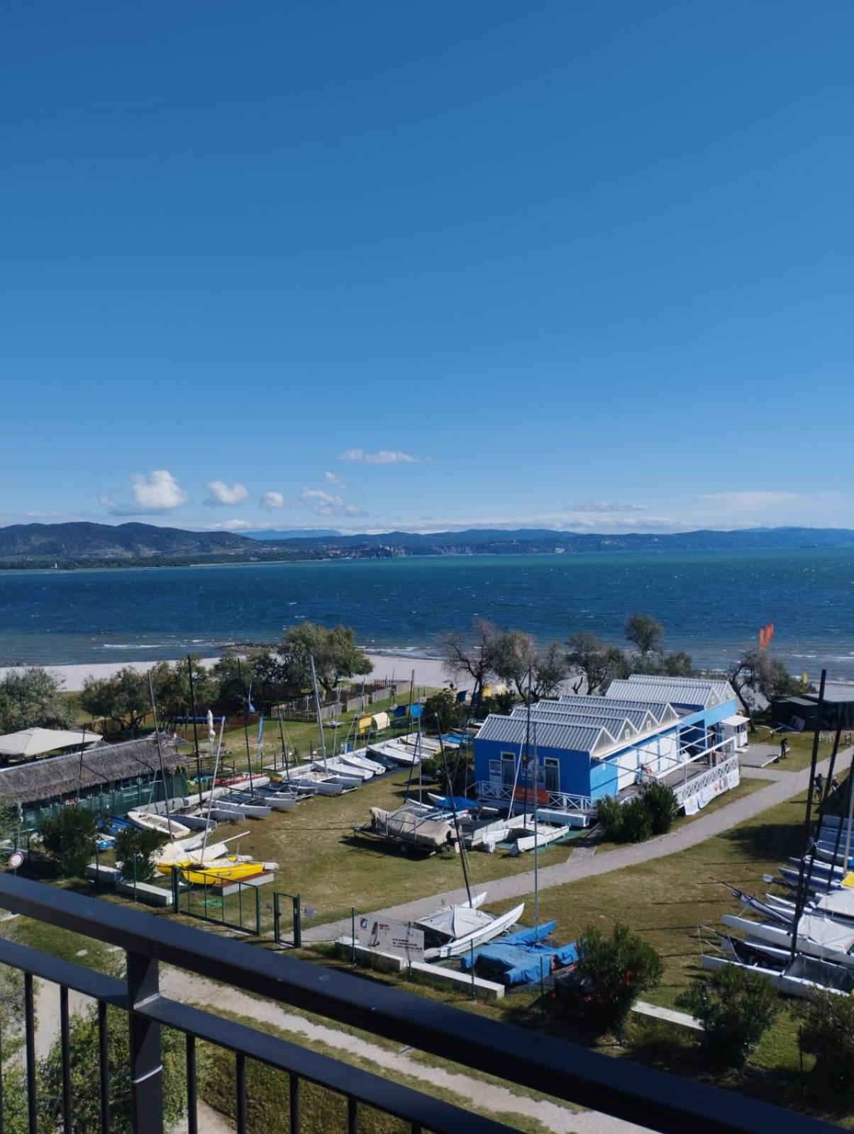 Appartamento Luxury Vista Mare Per 6 Persone A Marina Julia Buitenkant foto